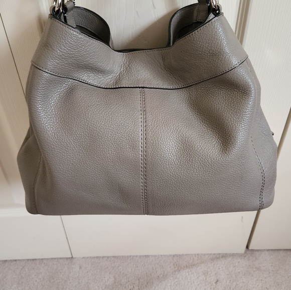 Coach Lexy Shoulder Bag - Picture 2 of 9